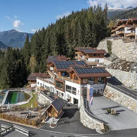 Alpstuga Serene With Sauna Near Bus