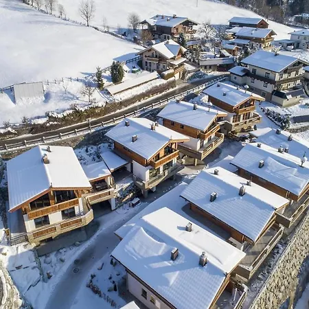 Serene With Sauna Near Bus