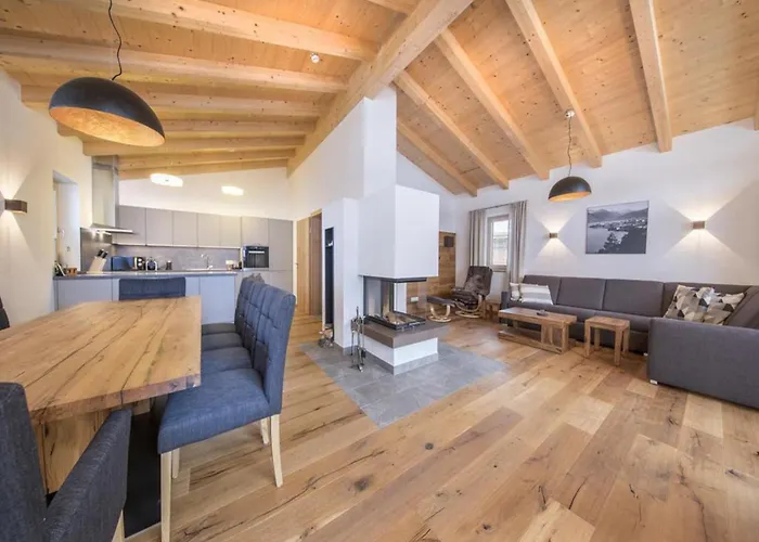 Serene With Sauna Near Bus シャレー Neukirchen am Großvenediger