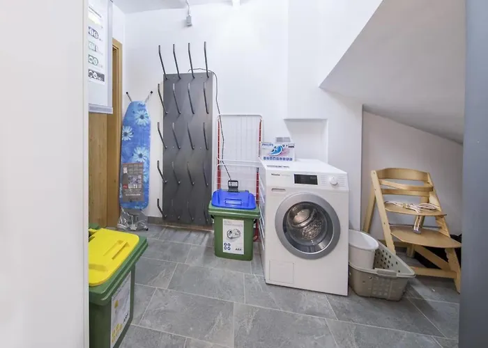 シャレー Serene With Sauna Near Bus *