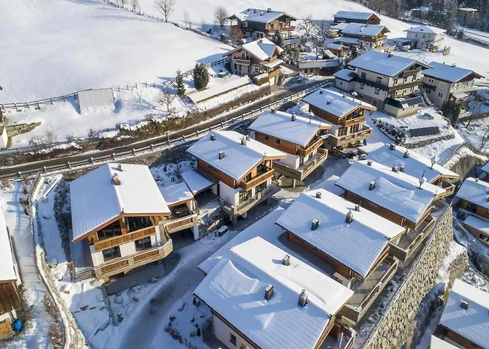 Serene With Sauna Near Bus