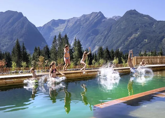 Chalet With Sauna Near Bus *